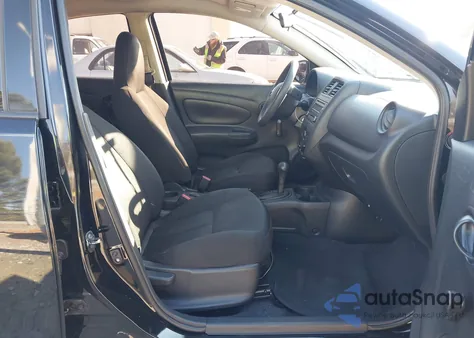 2016 Nissan Versa 1.6 S+ z USA, uszkodzony, nr VIN 3N1CN7AP9GL855010